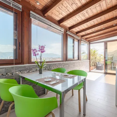 Holiday home Penthouse *