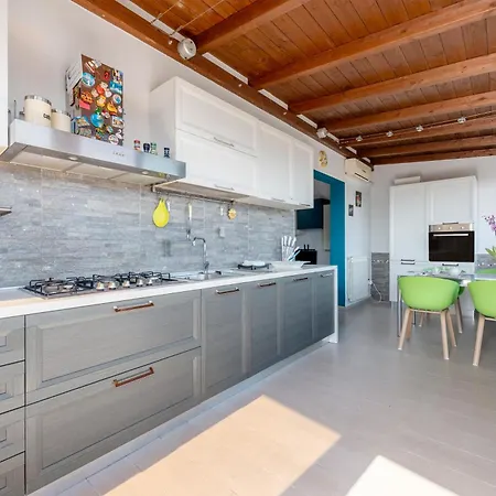 Penthouse Nyaraló Palermo